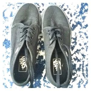 Vans Unisex Classic Authentic -All Black